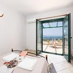 Vera Villa *